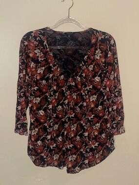 Lucky Brand Large Boho‎ Floral V Neck Top